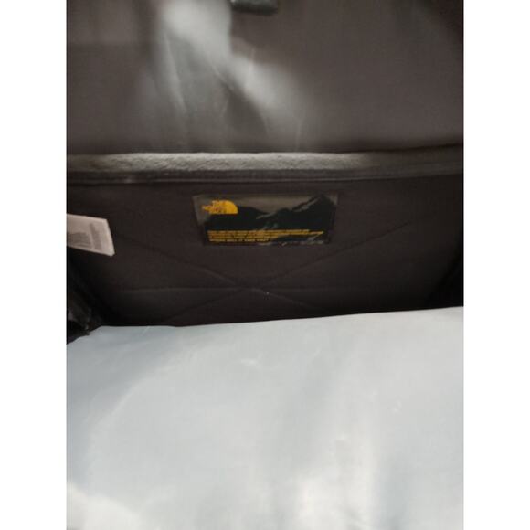 The North Face Borealis Backpack Hiking, Camping, School, Work Black Teal Purple - Picture 11 of 14